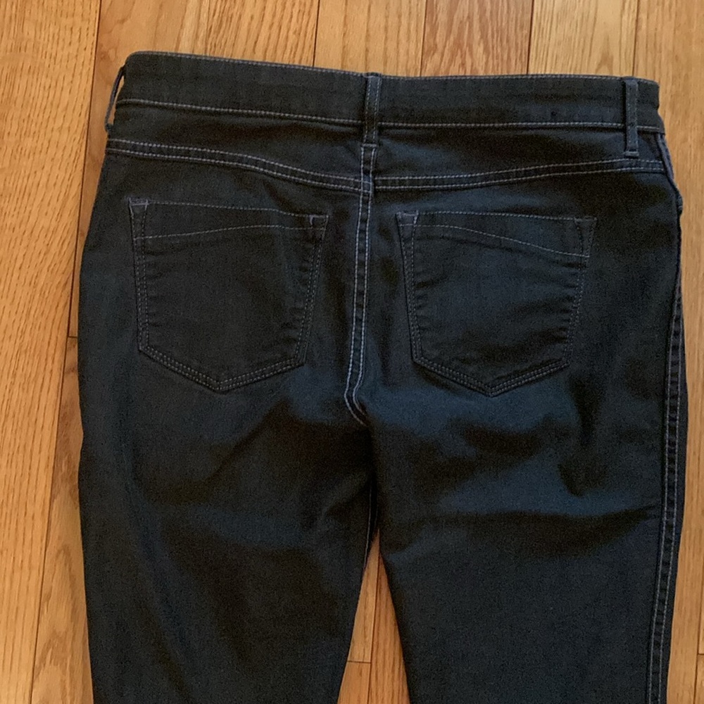 Express Stylish Reversible Black/Patterned Jeans - image 7